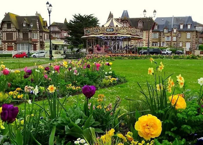 Le Lagon De Leon Escapade A Deux En Front De Mer, Avec Acces Direct Et Privatif A La Plage, Sur La Promenade Marcel Proust A (adults Only) * Cabourg