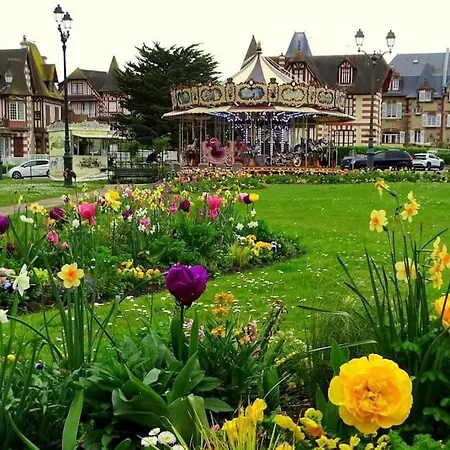 Le Lagon De Léon, Escapade à Deux En Front De Accès Direct Et Privatif à La Plage&promenade Marcel Proust * Cabourg
