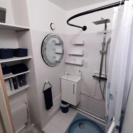 Studio Le Lagon De Leon Elegant Petit Cocon En Bord De Mer Pour Deux Avec Acces Prive A La Plage Et A La Promenade Marcel Proust A Deux Pas Du Centre De Cabourg (Adults Only) Apartment Cabourg