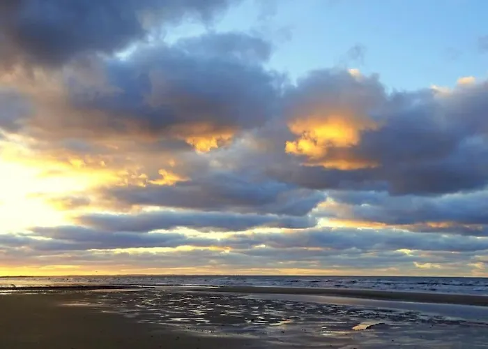 Lägenhet Le Lagon De Leon Escapade A Deux En Front De Mer, Avec Acces Direct Et Privatif A La Plage, Sur La Promenade Marcel Proust A (adults Only) Cabourg